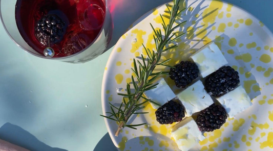 Negroni snack: Feta & blackberries